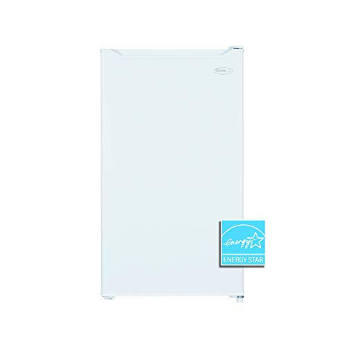  DCR033B1WM 3.3 Cu.Ft. Compact Refrigerator, Mini Fridge With Chiller For Bar, Living Room, Den, Basement, Kitchen, Or Dorm, White