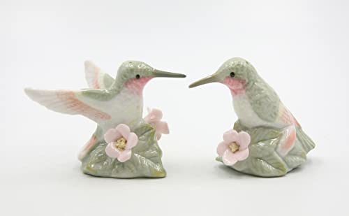  SS-CG-96228 Green Hummingbirds With Multi-Colored Wings Salt And Pepper Shakers, 3 1/8'' X 2 1/4'' X 21/2''h