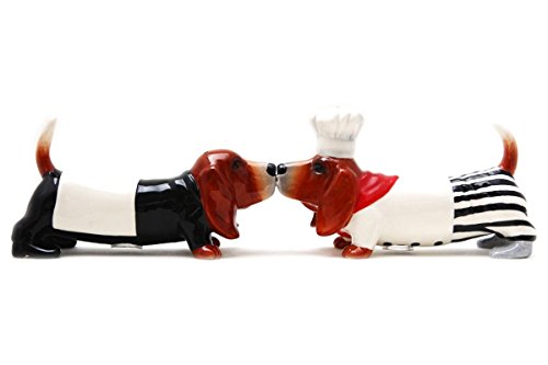 Trading Kissing Basset Hounds Chef Dogs Magnetic Salt And Pepper Shakers Set