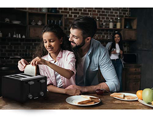  CTP4152K 4 Slice Toaster With Drop Down Crumb Tray For Easy Cleaning