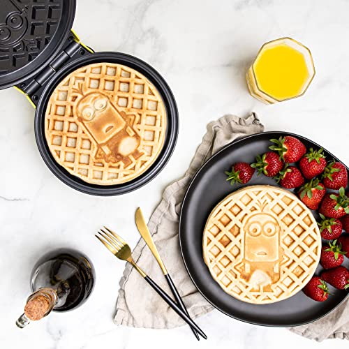  Minions Kevin Waffle Maker- Iconic Minion On Your Waffles - Waffle Iron