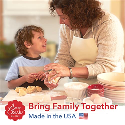  11-Piece Plaques, Frames And Tiles Cookie Cutter Set With Recipe Booklet